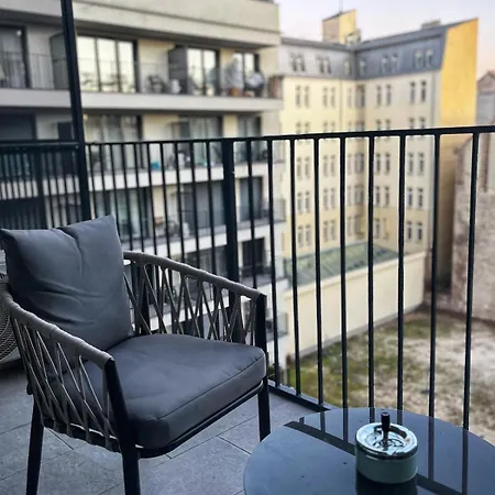 Apartament Lakas A Dunaparton, A Balnanal *