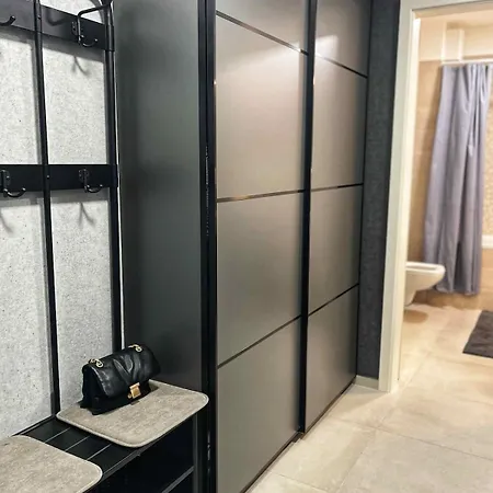 Lakas A Dunaparton, A Balnanal Apartmán *